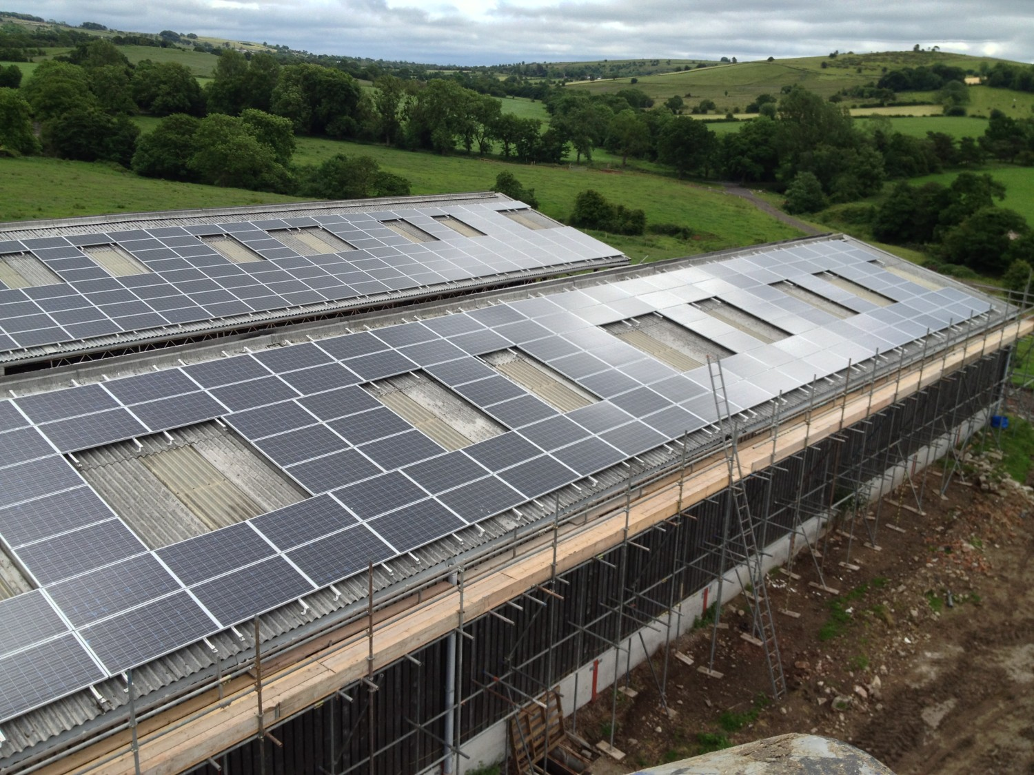 solar-panels-on-barn-roof